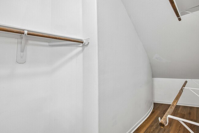 Building Photo - 28134 Kudzu Dr