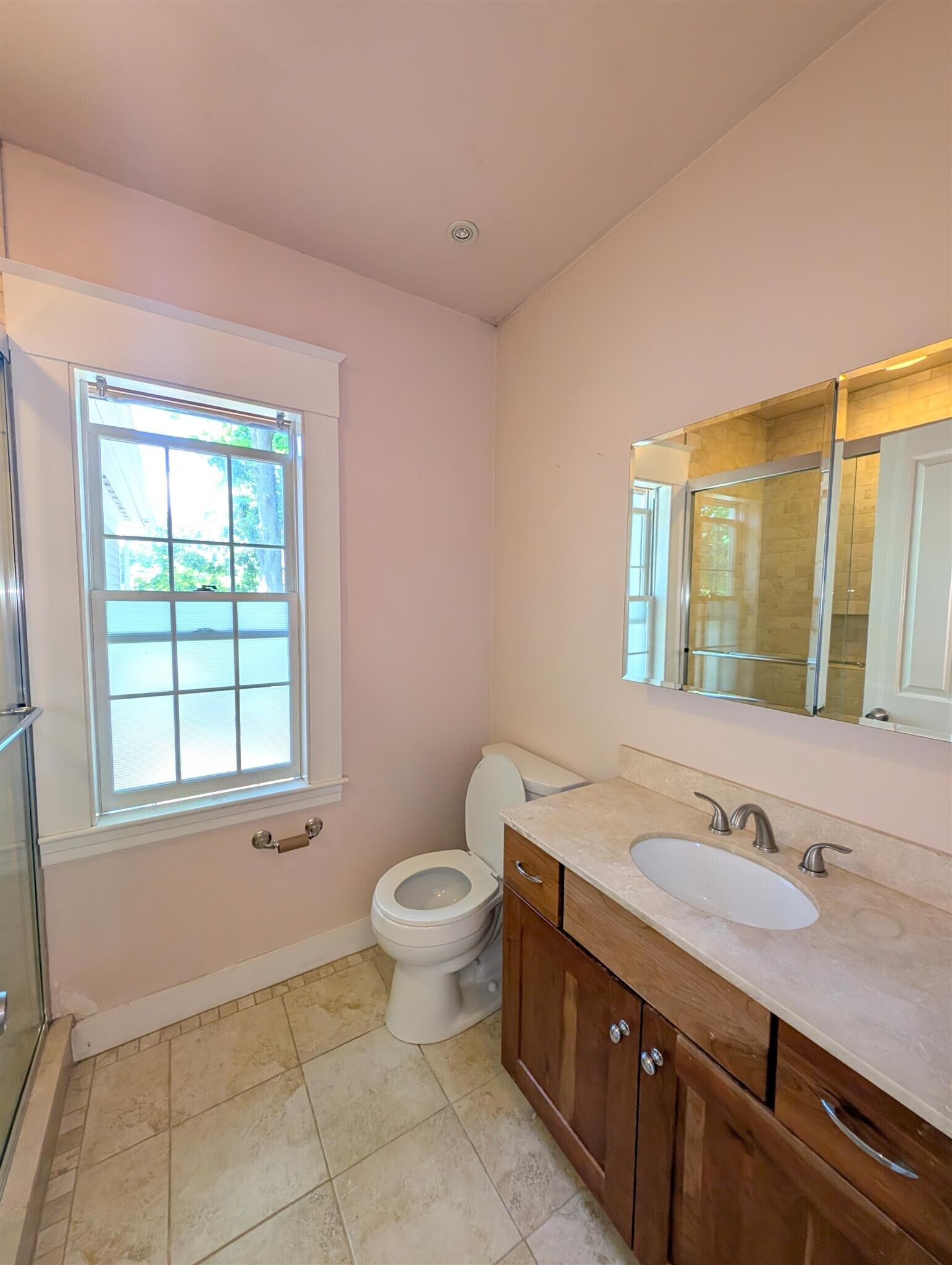 Building Photo - 91 Burget Ave