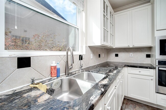 Building Photo - 3135 Old Masters Dr