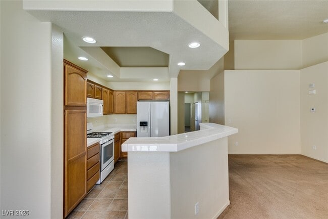 Building Photo - 193 Crown Imperial St