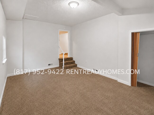 Building Photo - 1416 Woodward Rd