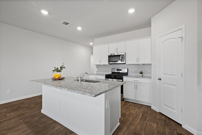 Building Photo - 336 Callado Cir