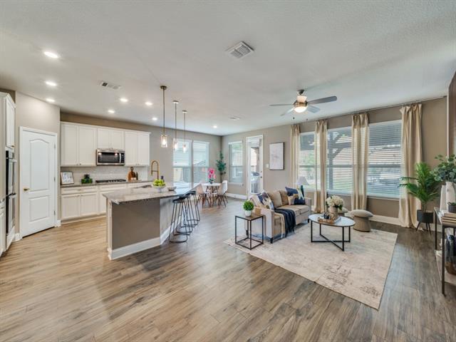 Building Photo - 2612 Wayne Ave