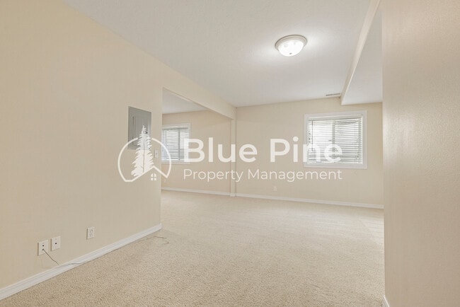 Building Photo - 3635 Tuscany Dr