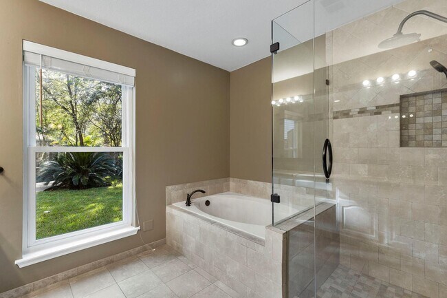 Building Photo - 58 Fire Flicker Pl