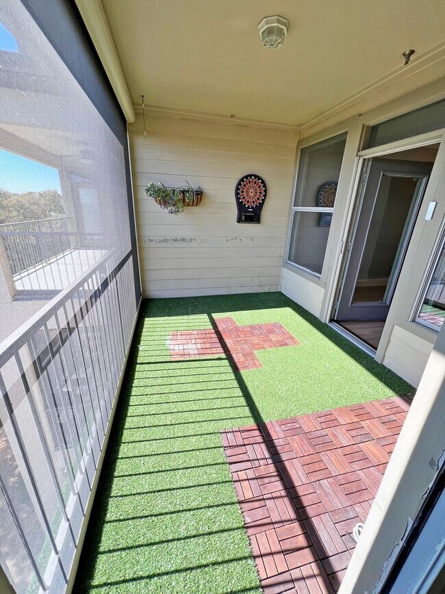 Building Photo - Great 2 Bdrm 2 Bath Condo in Lake Dallas Tx