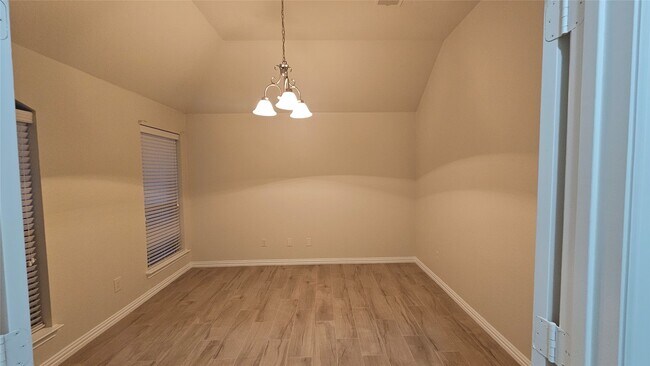Building Photo - 10002 Blissfull Valley Ln
