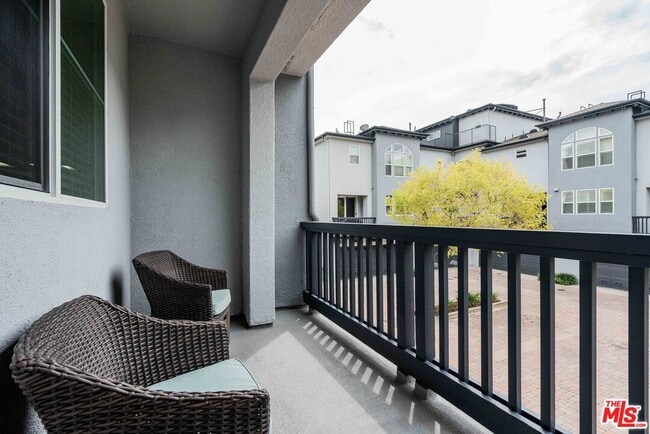 Building Photo - 5701 Kiyot Way