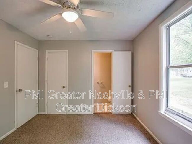 Building Photo - 135 Brenda Ln