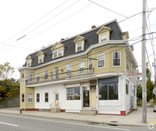 Primary Photo - 1101-1103 Elmwood Ave