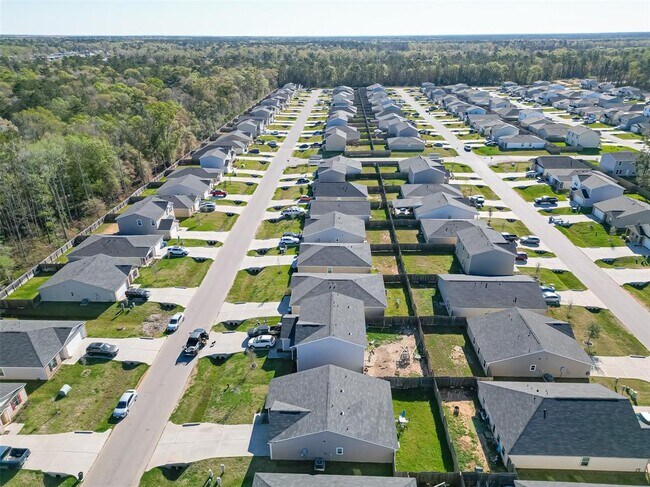 Building Photo - 15708 Del Norte Dr