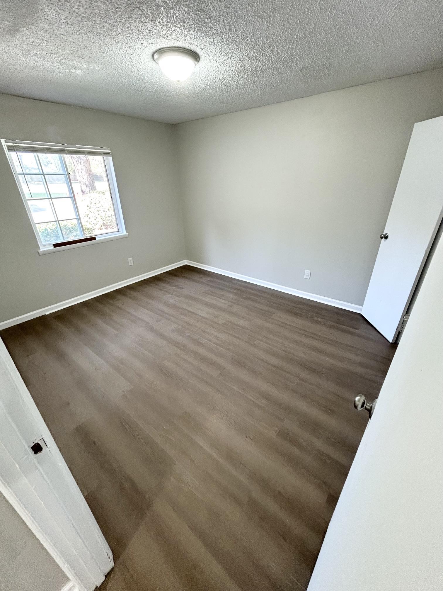 Building Photo - 118 Garr Ln