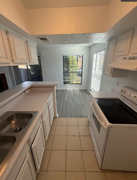 Building Photo - 4540 Chaha Rd