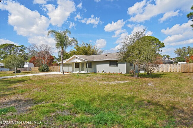 Building Photo - 540 Elliott Dr