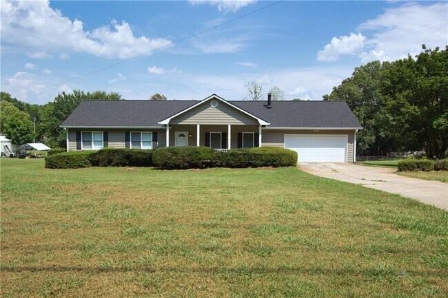 Primary Photo - 374 McGiboney Rd