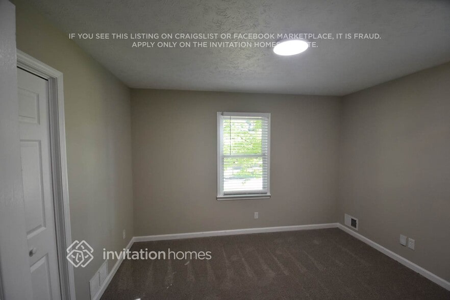 Building Photo - 4091 Wrexham Dr SW