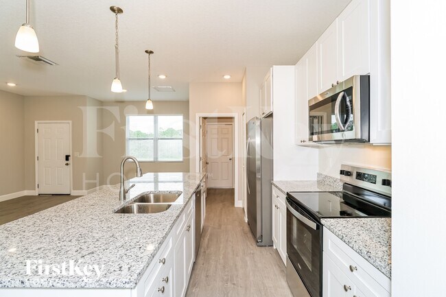 Building Photo - 1200 Cogan Dr