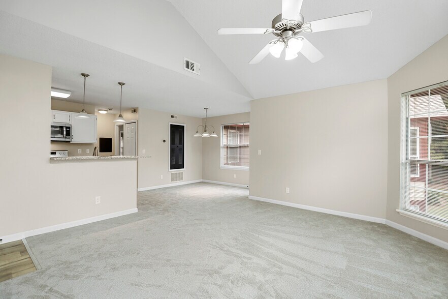 Building Photo - 903 Wentworth Ct