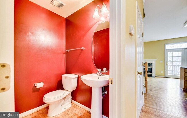 Building Photo - 11485 Carriage Gate Ct