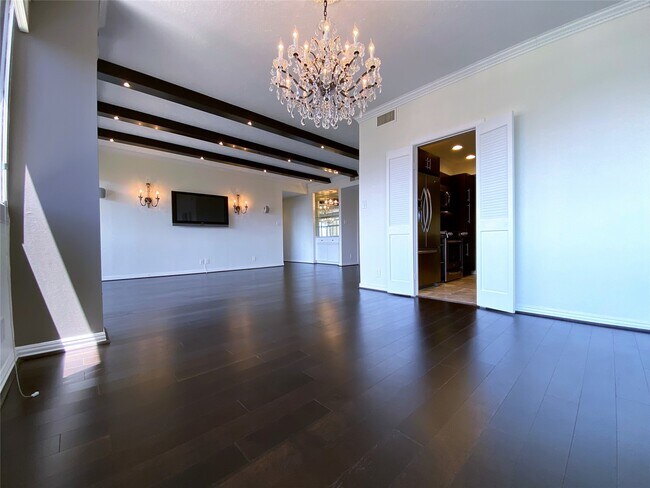 Building Photo - 49 Briar Hollow Ln