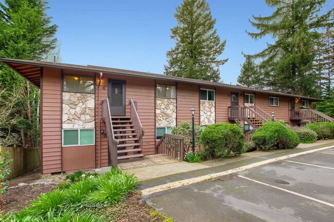 Building Photo - 5005 SW Mitchell St