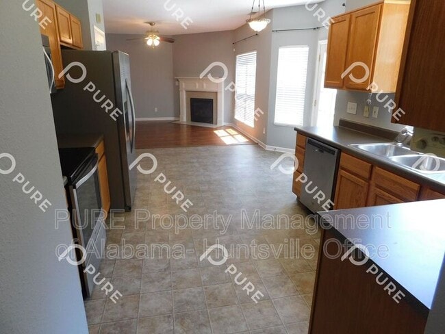 Building Photo - 103 Tallmadge Ct SW