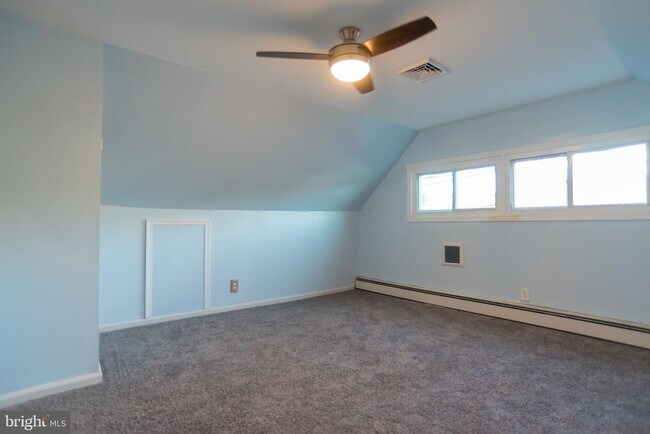 Building Photo - 68 Nettletree Ln