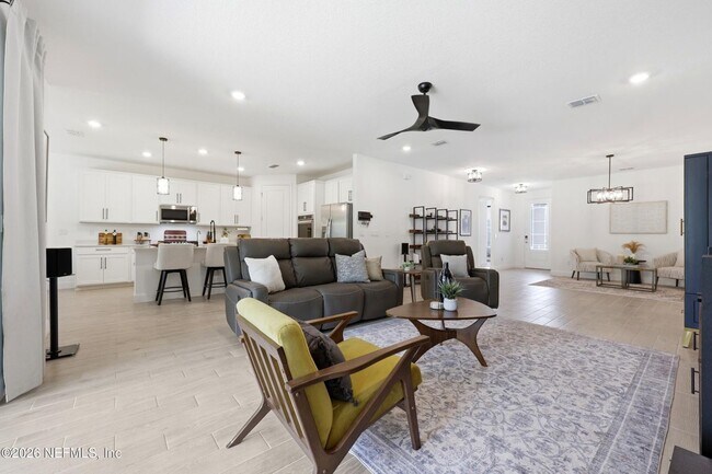 Building Photo - 75722 Bayley Pl