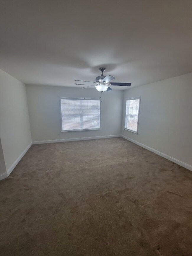 Building Photo - Spacious 4BR Home in Waterlyn in Mooresville