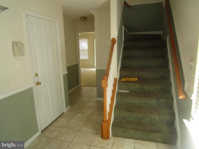 Building Photo - 7911 Heatherleigh Pl