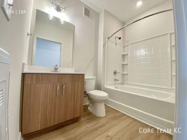 Building Photo - Brand New Spacious Studio in Shawnee
