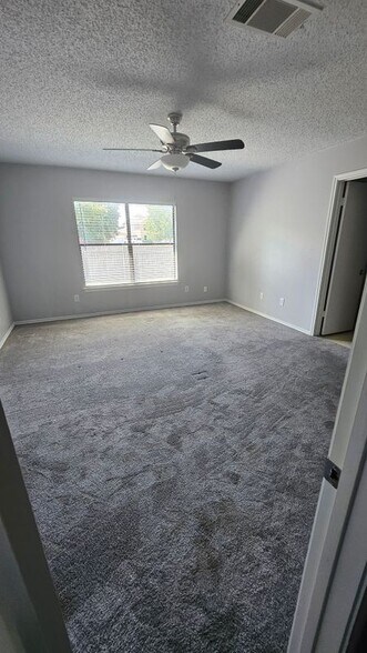 Building Photo - 3210 Settlement Dr