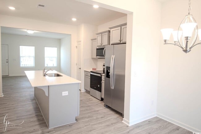 Building Photo - 119 Crescent Wy