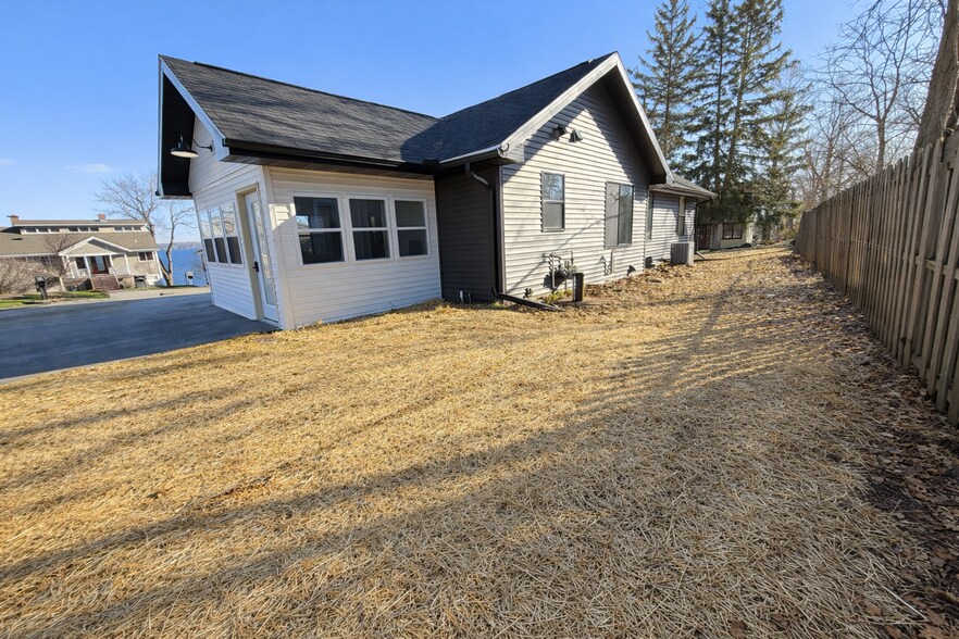 Back of House - 3101 Shadyside Dr