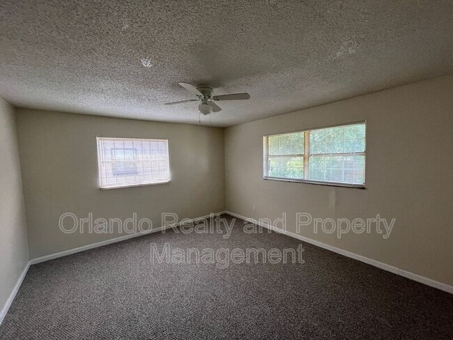 Building Photo - 4285 Solomon Dr