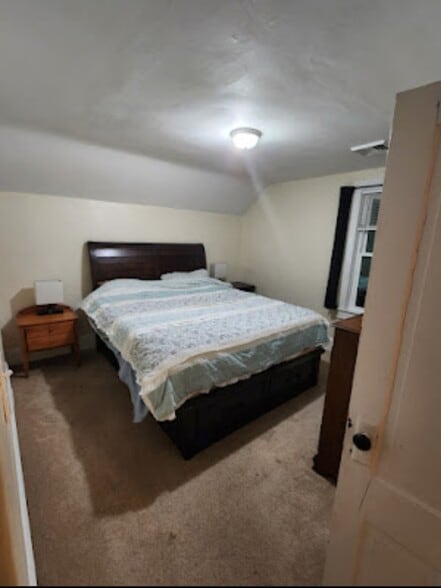 Building Photo - 1208 Social St