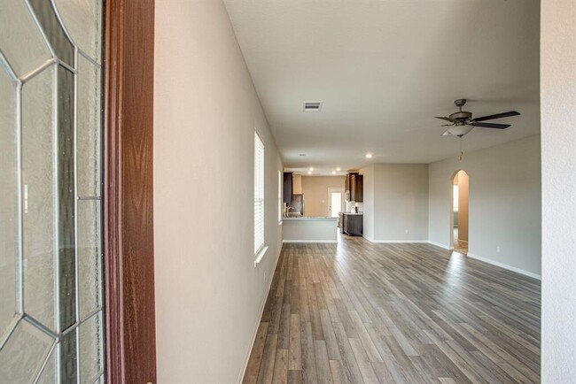 Building Photo - 257 Mount Vernon Way