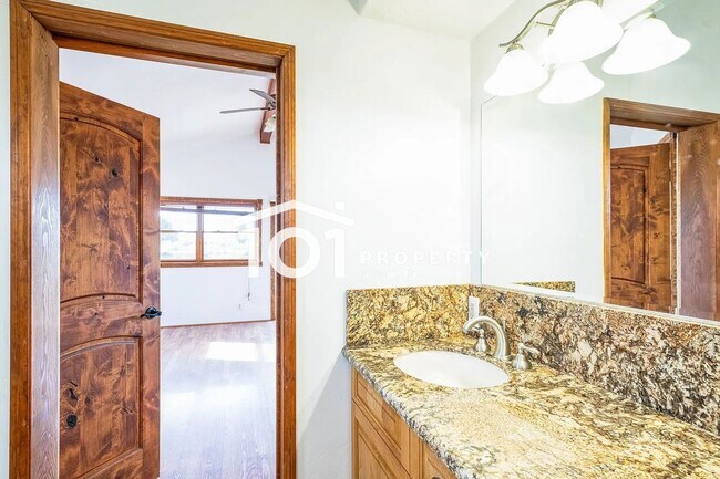 Building Photo - Spacious 4-Bedroom Home with 3 Bathrooms and a 2-Car Garage