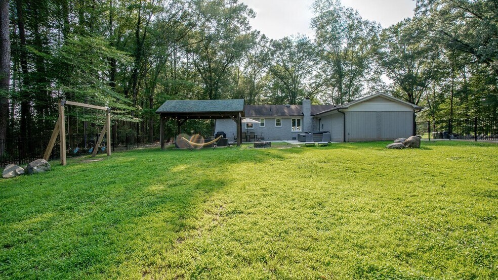 Building Photo - 16717 Watermelon Ln