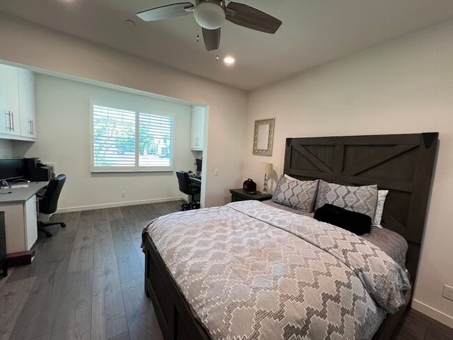 Building Photo - Rooms for Rent in Irvine's Great Park