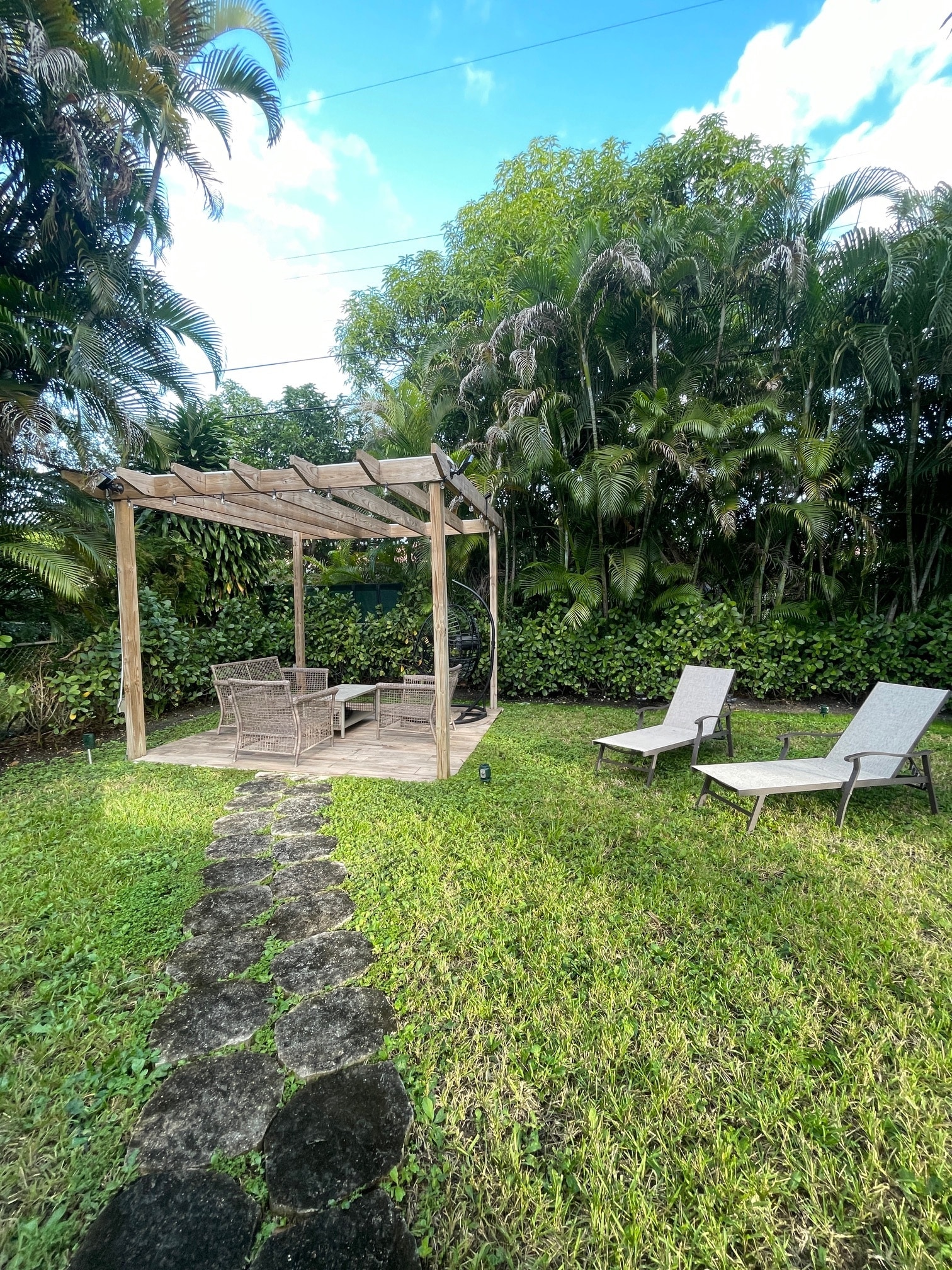 Building Photo - 15 Oviedo Ave