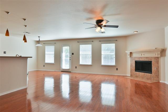 Building Photo - 809 Robbin Cir