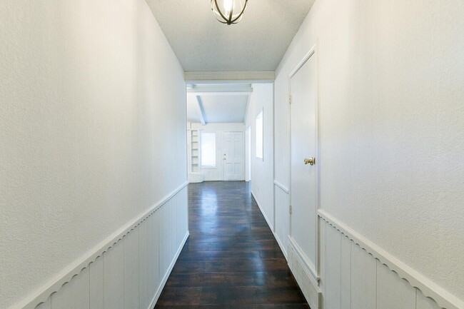 Building Photo - 4813 73rd St