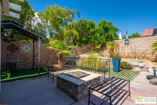 Building Photo - 1574 Amelia Way
