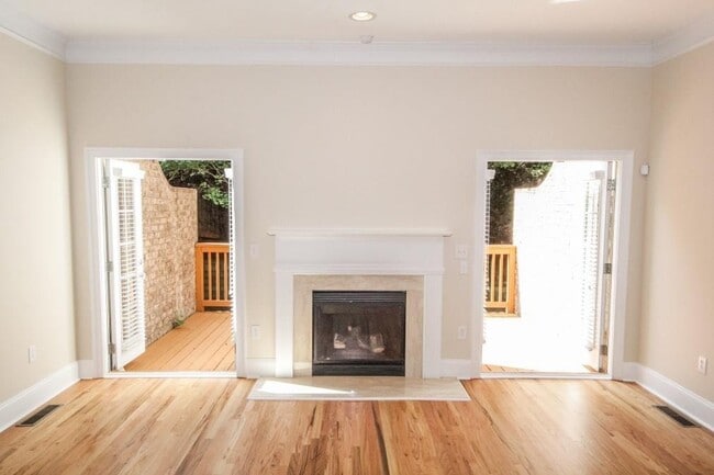 Building Photo - 1656 Mosaic Way