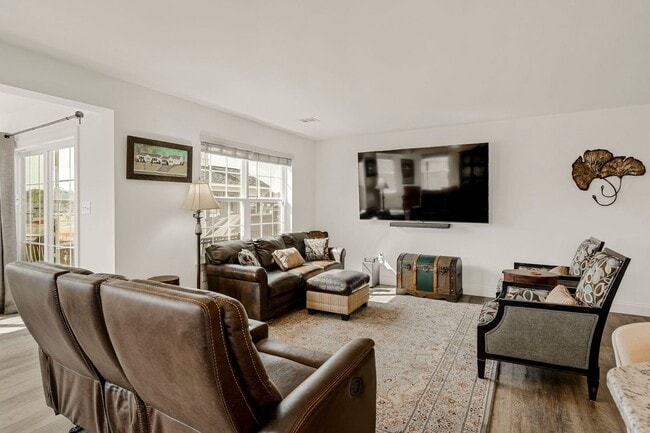Building Photo - Single Family ranch home