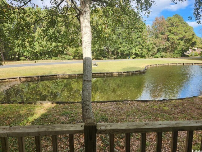 Building Photo - 33 Golf View Ct