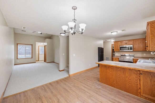 Building Photo - 2632 Rushmore Rd