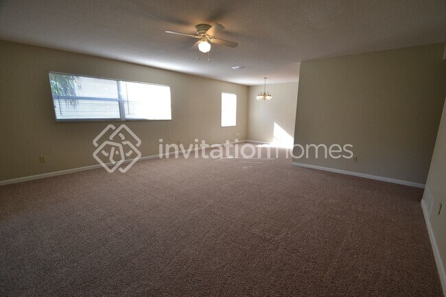 Building Photo - 1500 Overlook Rd