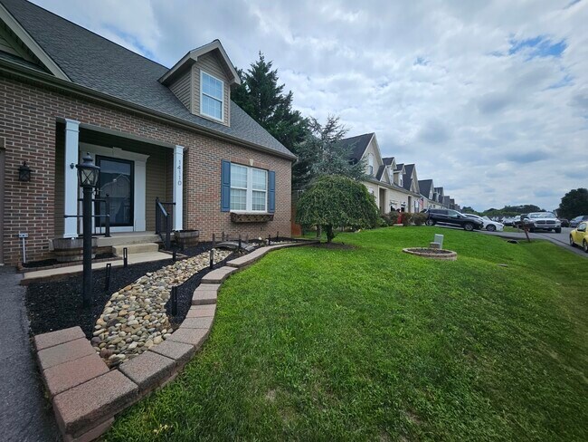 Building Photo - 14110 Shelby Cir